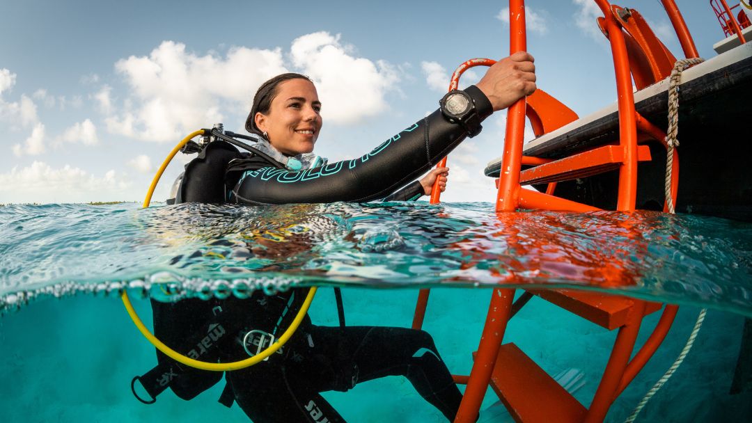 Life Underwater, Redefined: Career Paths & Realities of a Dive Instructor
