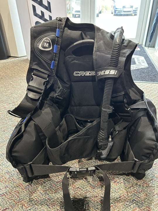 BCD - Cressi Sport - Size M - Secondhand