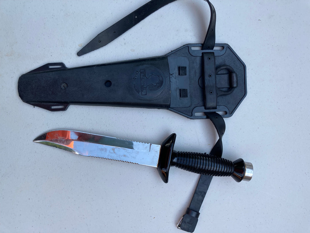 Eternal Knife and Sheath Secondhand | Dive Rutland