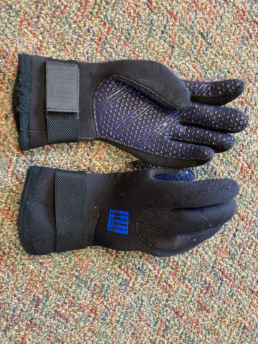 Hydrotech Gloves L Secondhand | Dive Rutland