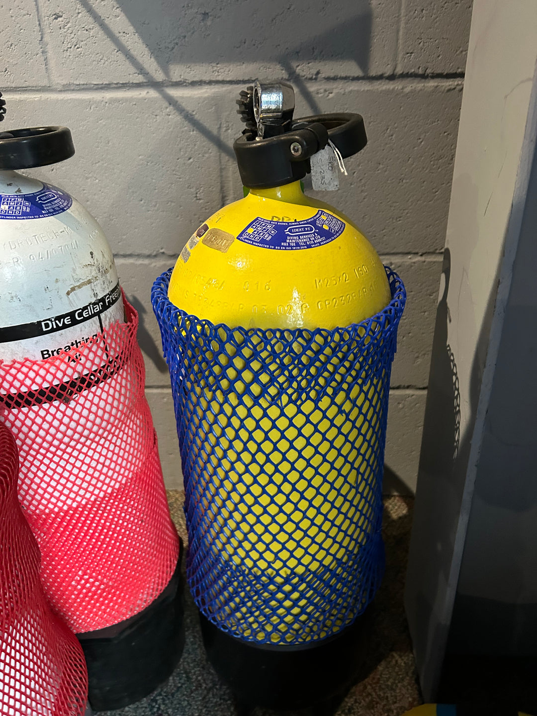 Cylinder: 232 bar - secondhand