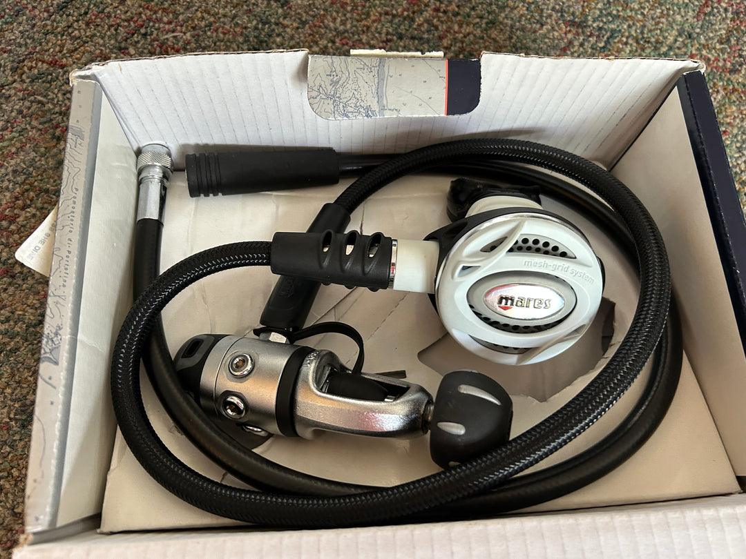 Regulator - Mares Prestige 12S She Dive Secondhand | Dive Rutland
