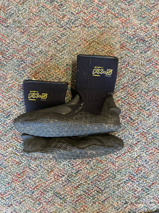 O Neil FX 5 Size 8 secondhand | Dive Rutland