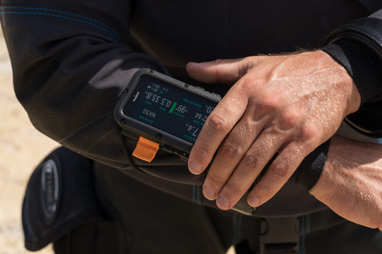 Suunto Nautic with bungee | Dive Rutland