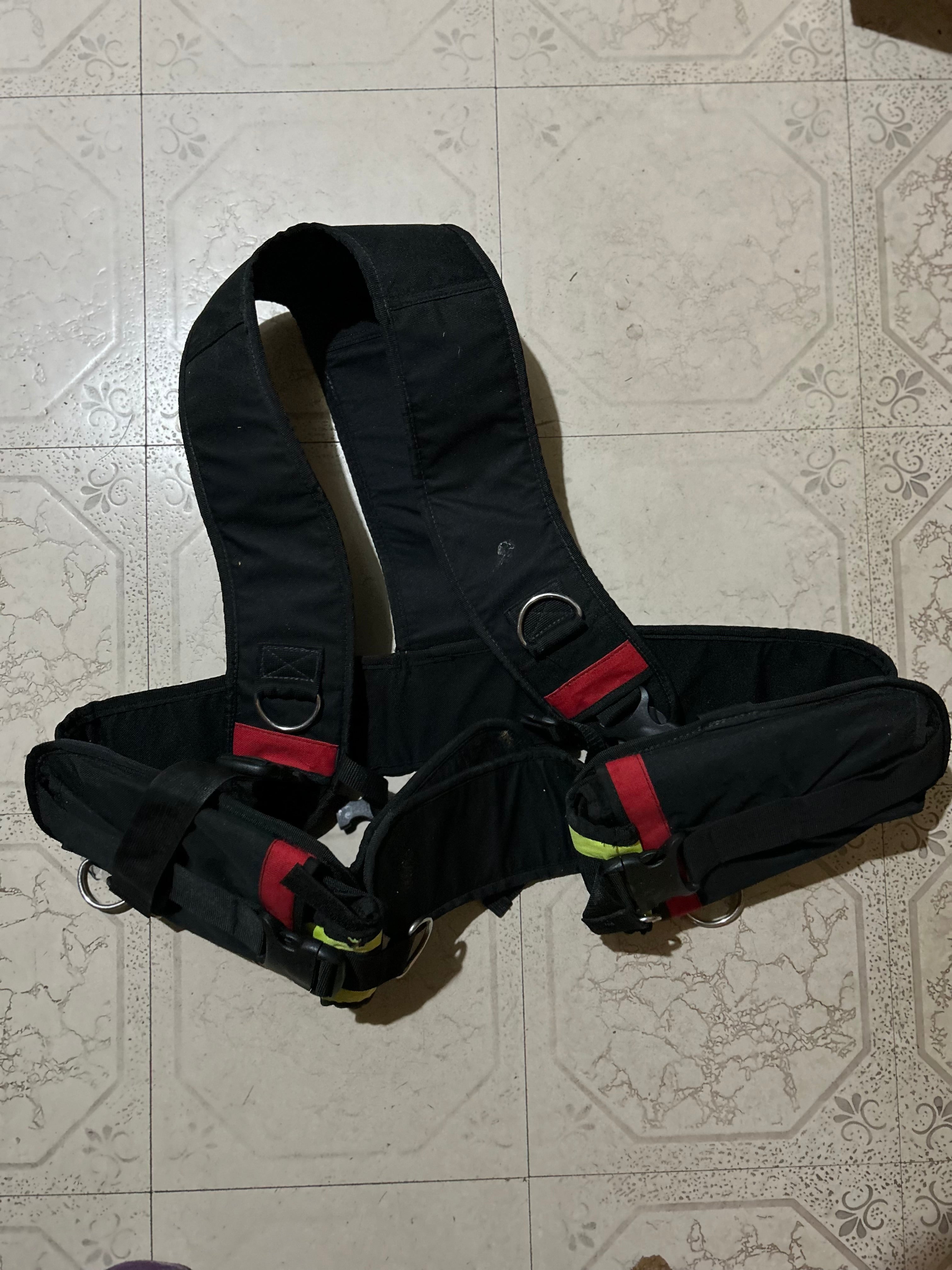 Seal Weight Harness Large | Dive Rutland