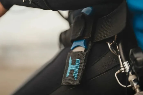 Halcyon knife attached to Diver harness
